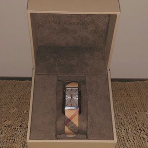 Unused Burberry Leather Ladies Watch